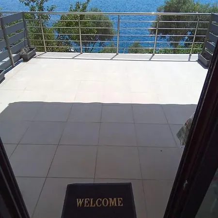 ζωη στο κυμα- Life On The Wave * ネオス・マルマラス