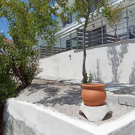 ζωη στο κυμα- Life On The Wave ネオス・マルマラス