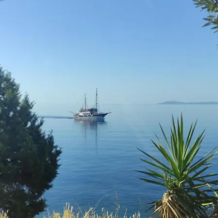 ζωη στο κυμα- Life On The Wave * Neos Marmaras