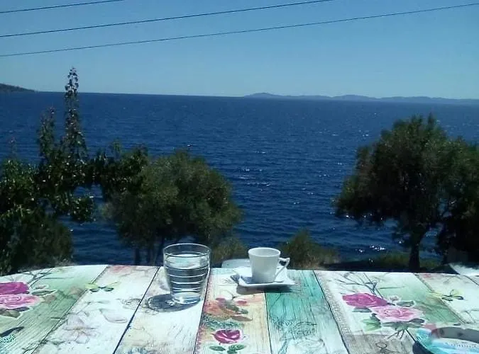 ζωη στο κυμα- Life On The Wave