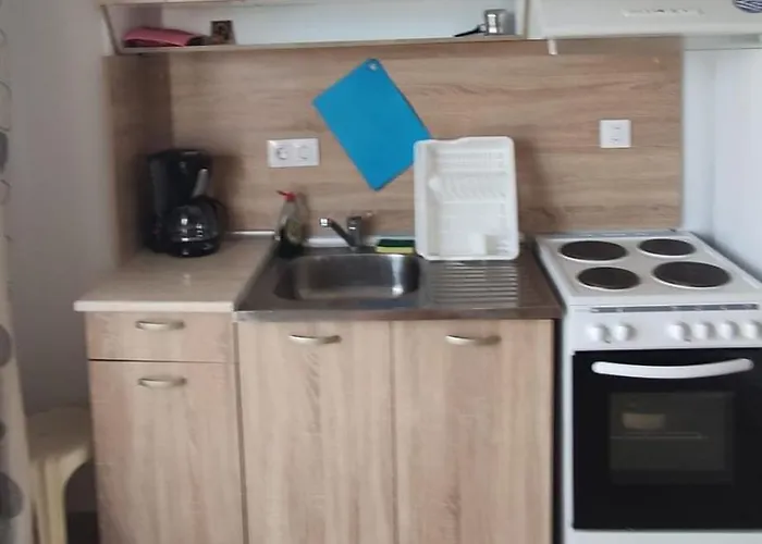 ζωη στο κυμα- Life On The Wave *