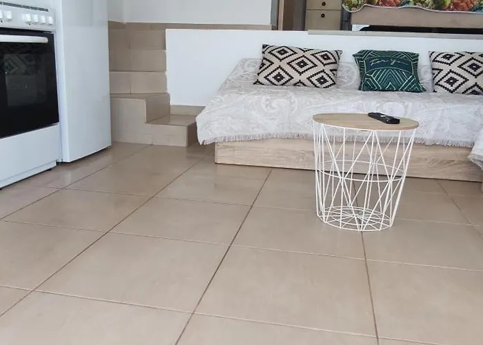 ζωη στο κυμα- Life On The Wave * נאוס מרמרס