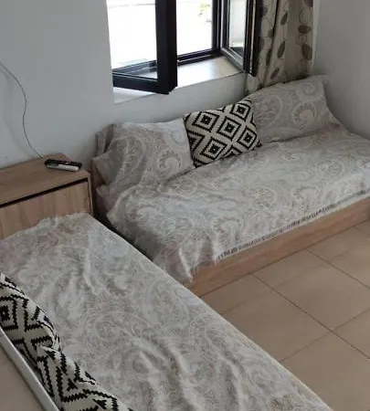 ζωη στο κυμα- Life On The Wave * Neos Marmaras